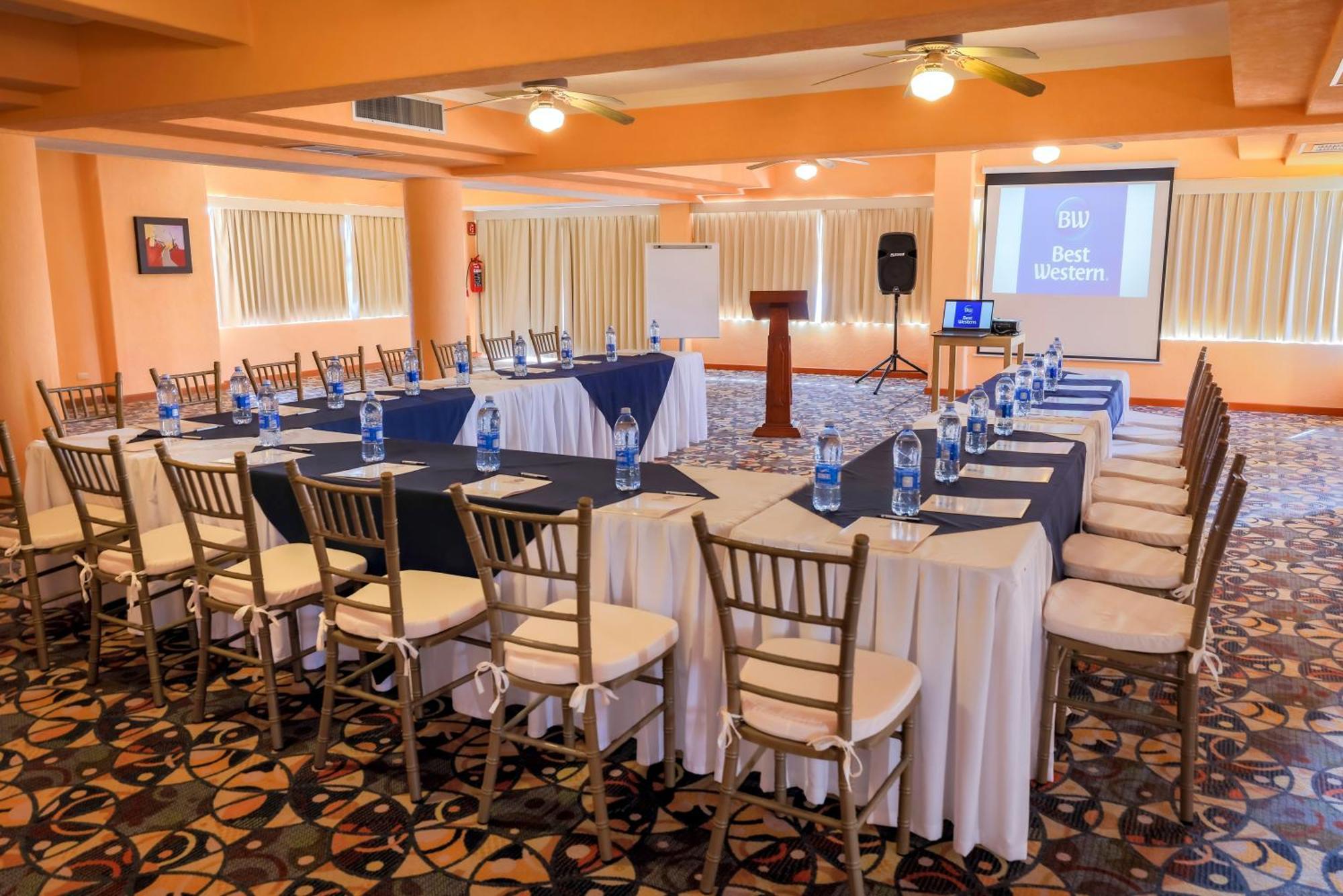 Best Western Posada Freeman Mazatlán Buitenkant foto