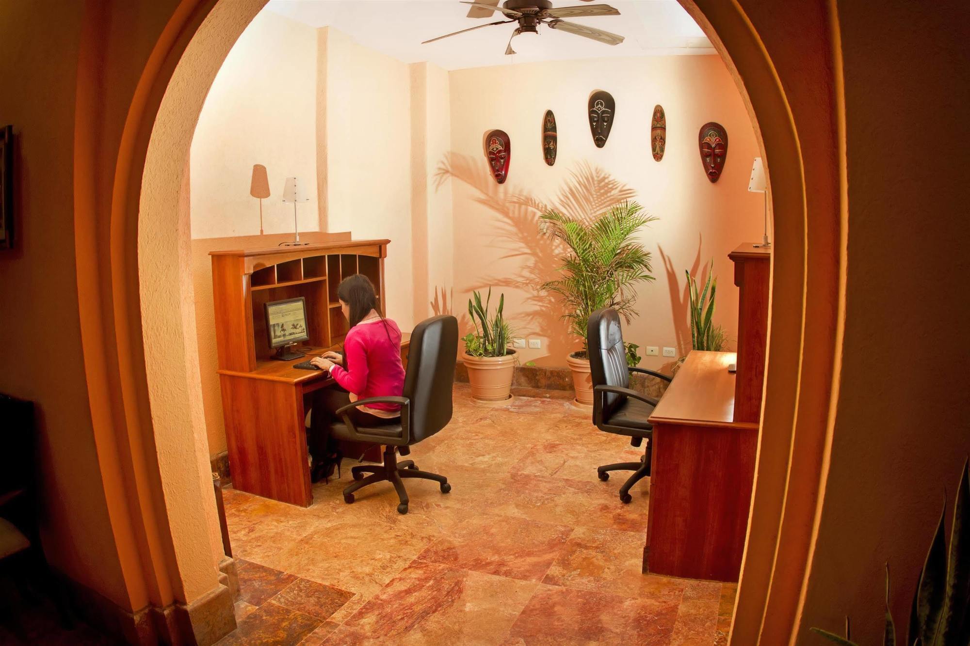 Best Western Posada Freeman Mazatlán Buitenkant foto