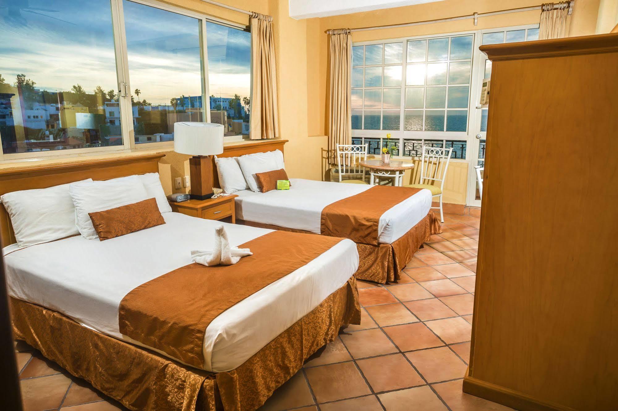 Best Western Posada Freeman Mazatlán Buitenkant foto